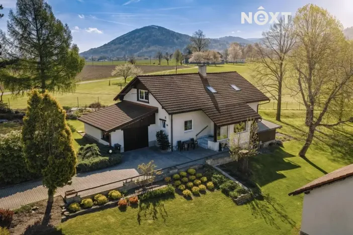 Prodej rodinného domu, Dobratice, 210 m2