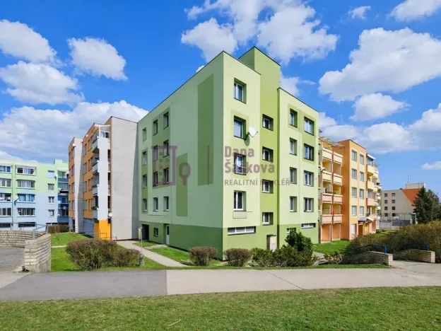 Pronájem bytu 1+1, Jindřichův Hradec - Jindřichův Hradec V, Kosmonautů, 40 m2