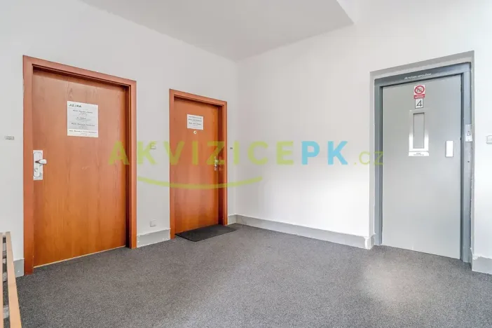 Prodej komerční nemovitosti, Ústí nad Labem, Mírové náměstí, 4220 m2