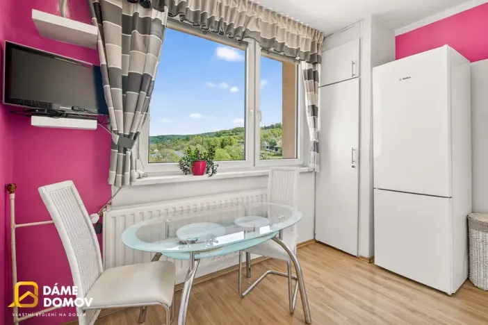 Prodej bytu 2+1, Luhačovice, Zahradní čtvrť, 53 m2