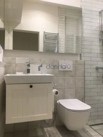 Pronájem bytu 2+kk, Praha, Rašínovo nábřeží, 47 m2