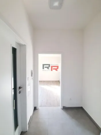Pronájem bytu 2+kk, Olomouc - Nová Ulice, Kmochova, 41 m2