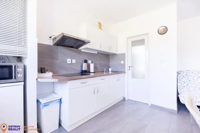 Prodej apartmánu, Staré Město - Stříbrnice, 48 m2