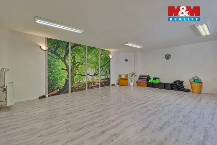 Pronájem obchodního prostoru, Čáslav - Čáslav-Staré Město, nám. Jana Žižky z Trocnova, 120 m2