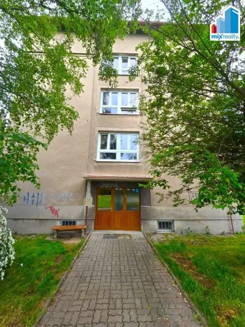 Pronájem bytu 1+1, Plzeň - Lobzy, Partyzánská, 30 m2