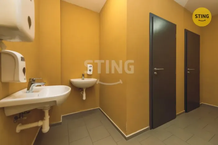 Prodej rodinného domu, Kunětice, 500 m2