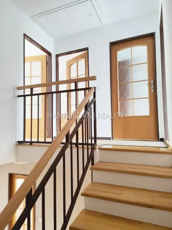 Pronájem rodinného domu, Hluboká nad Vltavou, U Parku, 111 m2
