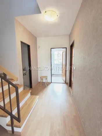 Pronájem rodinného domu, Hluboká nad Vltavou, U Parku, 111 m2