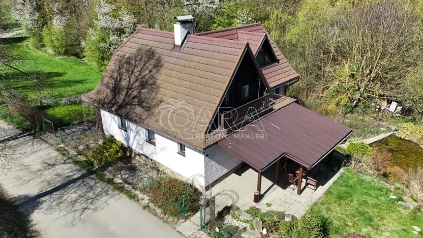 Prodej rodinného domu, Nové Dvory, 200 m2