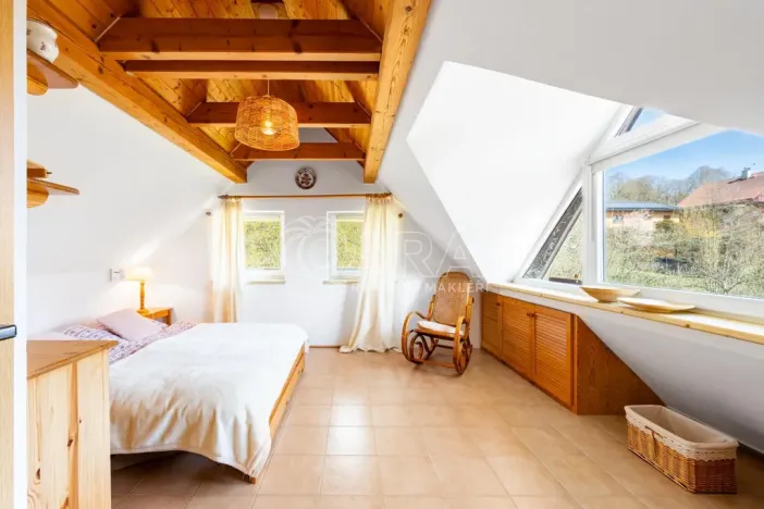 Prodej rodinného domu, Nové Dvory, 200 m2