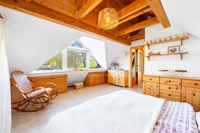Prodej rodinného domu, Nové Dvory, 200 m2