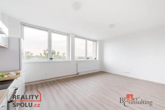 Pronájem bytu 1+kk, Mlékojedy, 34 m2