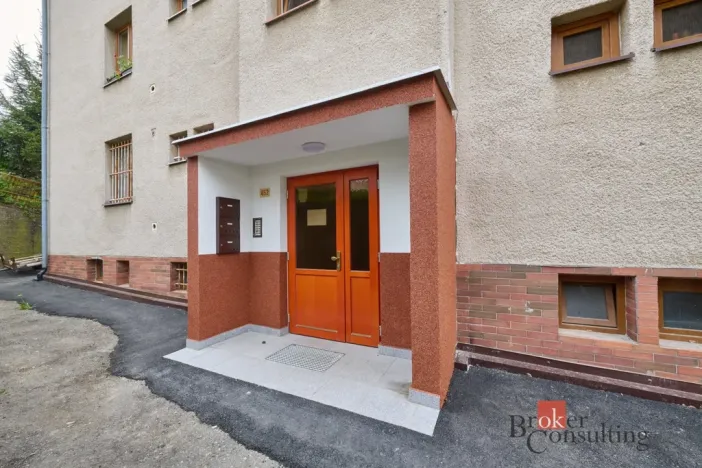 Prodej bytu 3+1, Jílové u Prahy, Husova, 74 m2