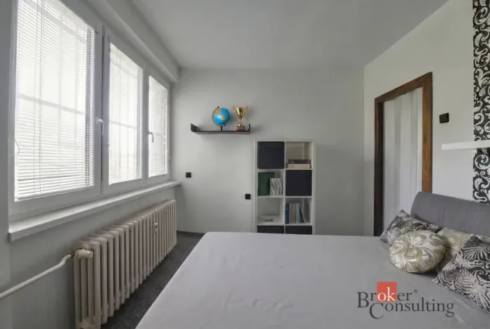 Prodej bytu 3+1, Jílové u Prahy, Husova, 74 m2