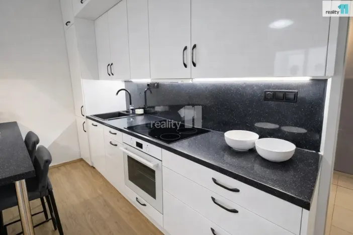 Pronájem bytu 2+kk, Praha - Holešovice, V závětří, 49 m2