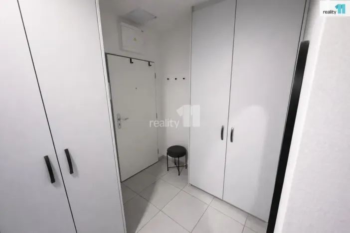 Pronájem bytu 2+kk, Praha - Holešovice, V závětří, 49 m2