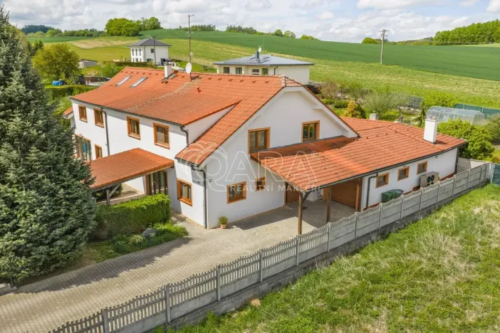 Prodej rodinného domu, Zvánovice, Třemblatská, 240 m2