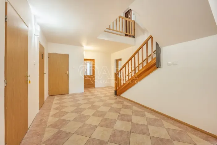 Prodej rodinného domu, Zvánovice, Třemblatská, 240 m2