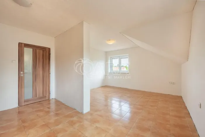 Prodej rodinného domu, Zvánovice, Třemblatská, 240 m2