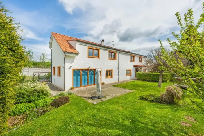 Prodej rodinného domu, Zvánovice, Třemblatská, 240 m2