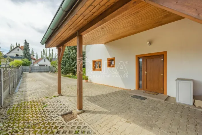 Prodej rodinného domu, Zvánovice, Třemblatská, 240 m2