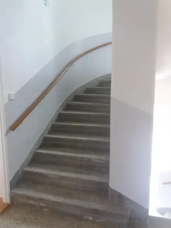 Pronájem bytu 1+kk, Ústí nad Labem - Krásné Březno, 1. máje, 24 m2