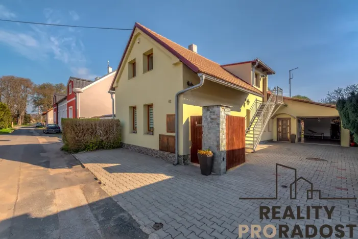 Prodej rodinného domu, Neratovice, 150 m2