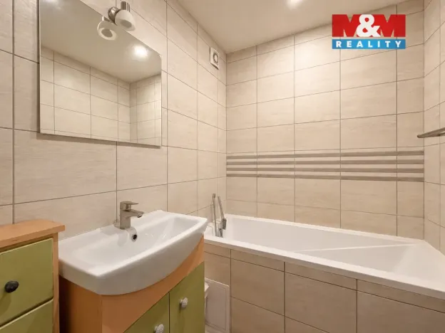 Prodej bytu 3+1, Neratovice, Kojetická, 74 m2