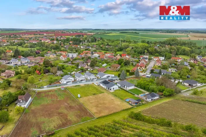 Prodej pozemku pro bydlení, Choltice, Na Hlásku, 1205 m2