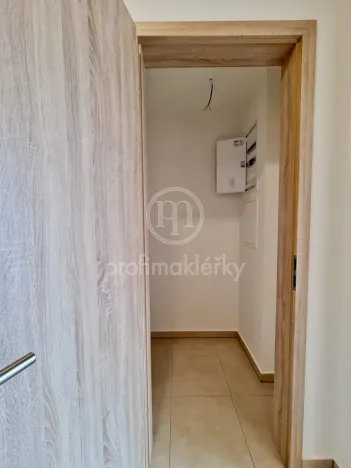 Pronájem bytu 1+kk, Brno, Spolková, 33 m2