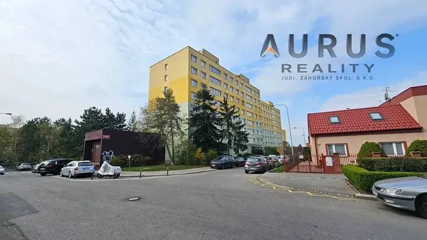 Prodej bytu 2+kk, Praha - Chodov, V průčelí, 46 m2
