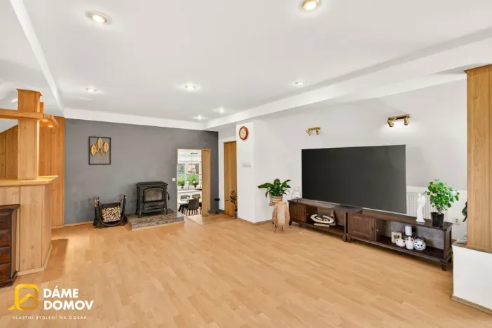Prodej ubytování, Zlín - Štípa, Mariánské náměstí, 819 m2