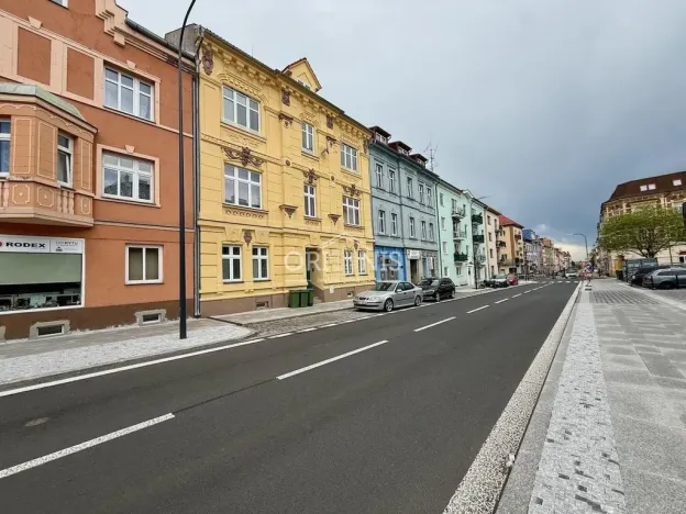 Pronájem bytu 3+1, Chomutov, Školní, 98 m2