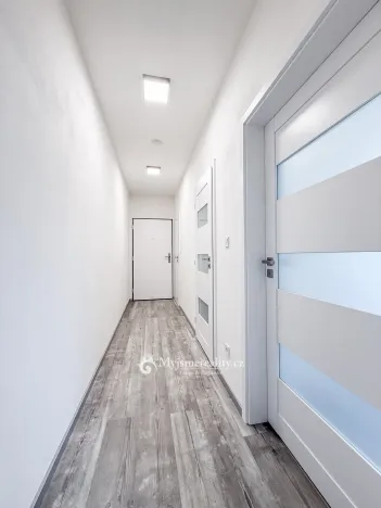Pronájem bytu 2+kk, Znojmo, Vančurova, 48 m2