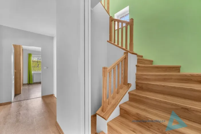 Prodej rodinného domu, Nová Paka, L. Zívra, 180 m2