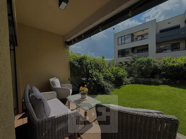 Pronájem bytu 2+kk, Praha - Modřany, Na Komořsku, 59 m2