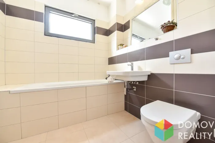 Pronájem rodinného domu, Králův Dvůr, Tři Vršky, 95 m2