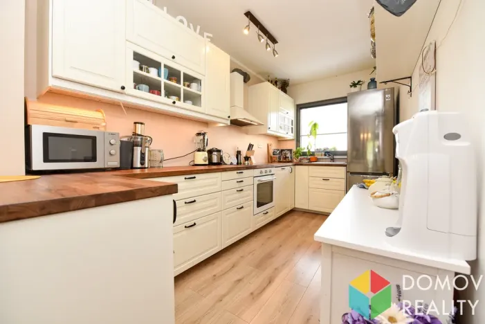 Pronájem bytu 3+kk, Králův Dvůr, Tři Vršky, 95 m2