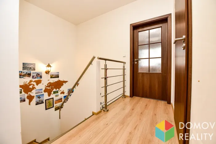 Pronájem bytu 3+kk, Králův Dvůr, Tři Vršky, 95 m2