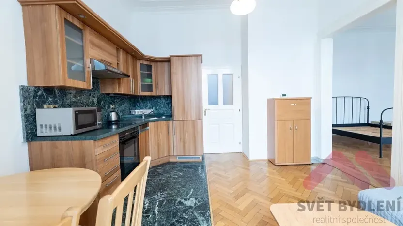 Pronájem bytu 2+kk, Praha - Karlín, Sokolovská, 47 m2