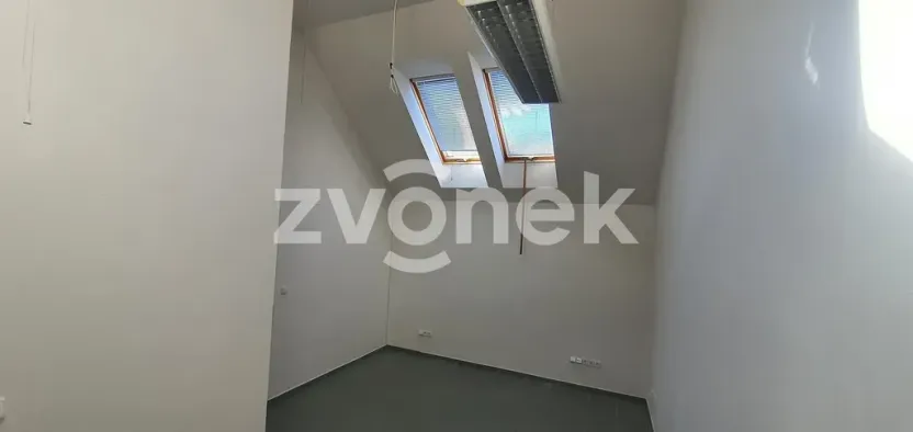 Pronájem kanceláře, Otrokovice, U Letiště, 103 m2