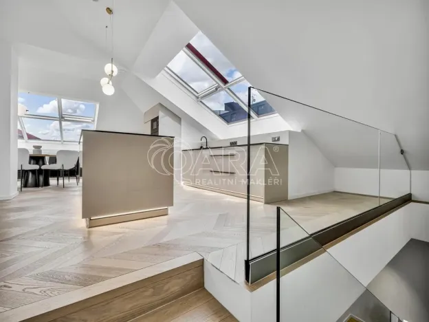 Pronájem bytu 4+kk, Praha - Vinohrady, 119 m2