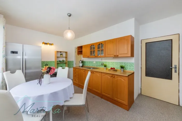 Prodej rodinného domu, Dolany nad Vltavou, K Lesu, 261 m2