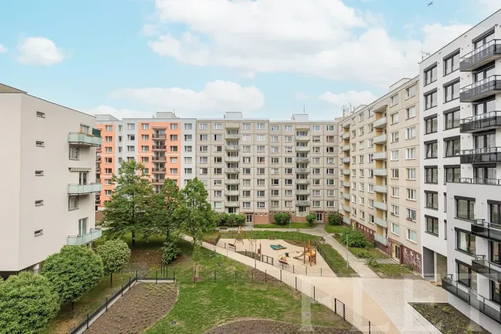 Pronájem bytu 1+kk, Praha - Kamýk, Hodkovická, 35 m2