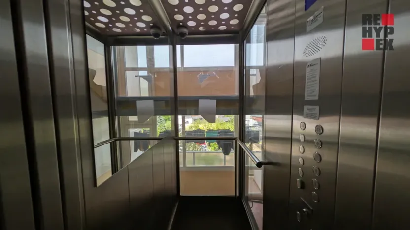 Pronájem bytu 1+kk, Liberec - Liberec XIV-Ruprechtice, Rychtářská, 20 m2
