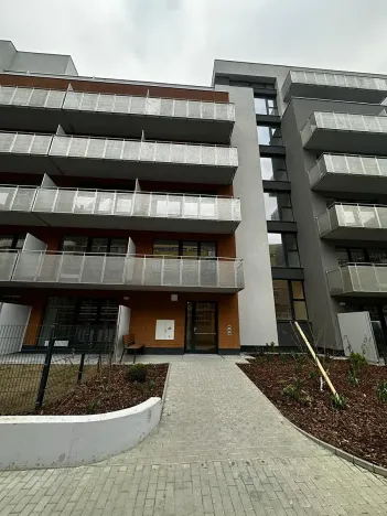 Pronájem bytu 1+kk, Praha - Vysočany, Gerstelova, 35 m2