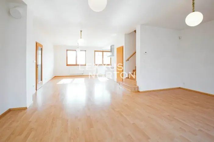 Pronájem rodinného domu, Průhonice, Pod Valem II., 190 m2