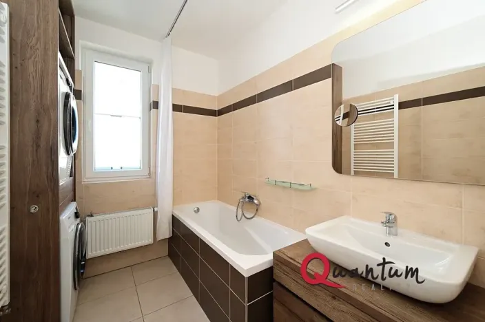 Pronájem bytu 3+kk, Praha - Černý Most, Cukrova, 83 m2