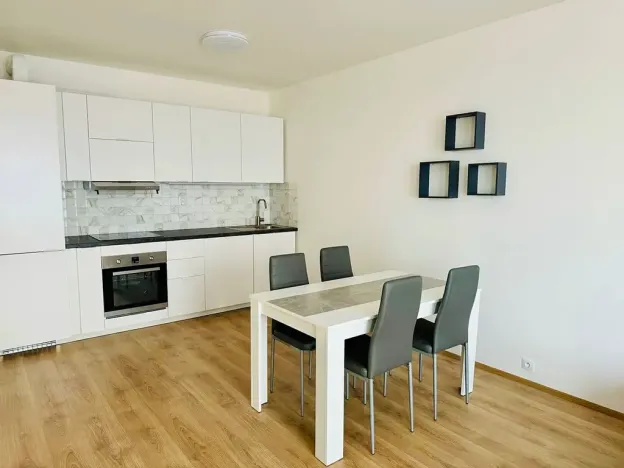 Pronájem bytu 2+kk, Praha - Kamýk, Ve Lhotce, 59 m2