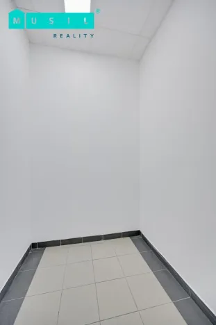 Pronájem bytu 3+1, Šumperk, Langrova, 100 m2